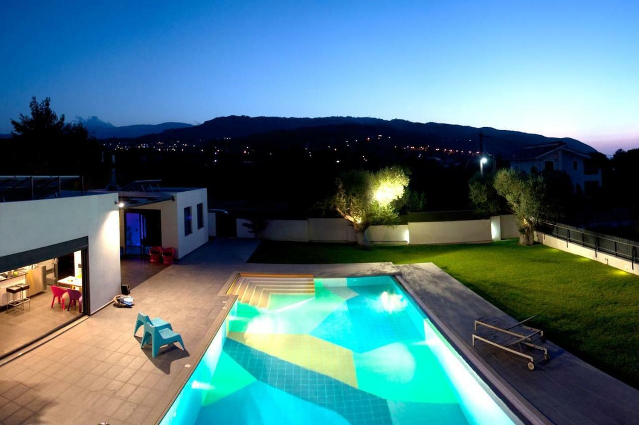 Villa Natasa Lampiri  Exteriör bild